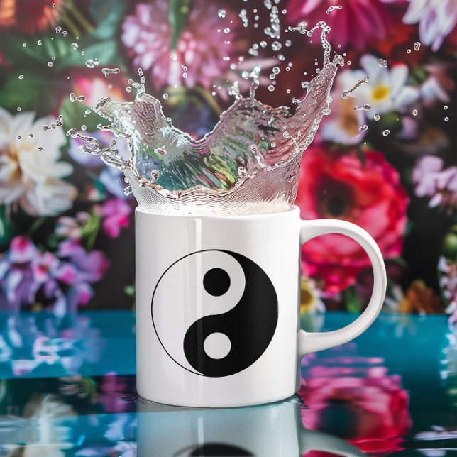 Caneca Símbolo Yin e Yang Branco e Preto (Yin Yang Mug)