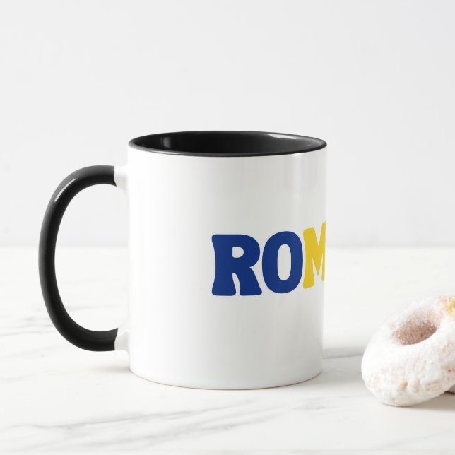 Caneca Simples Moderno Roupa de Bandeira Nacional da Romê (Com Donut)