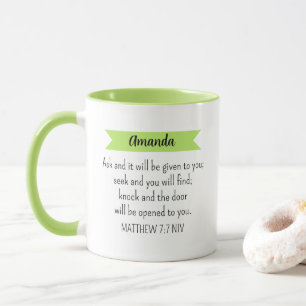 Caneca Simples Verde limão Perguntar a Deus Bíblia Verso