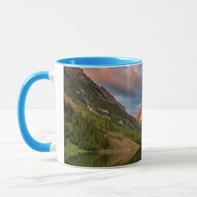 Caneca Sinos Maroon Reflectidos no Lago Maroon Calmo 2 (Esquerda)