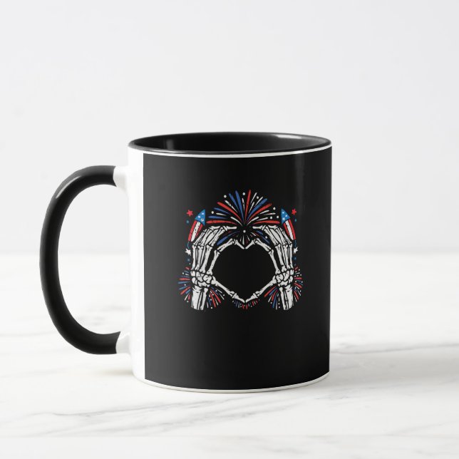 Caneca Skeleton Hand Heart EUA Patriotic American (Esquerda)