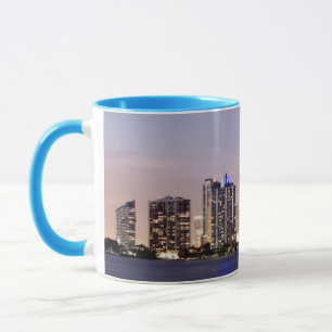 Caneca Skyline dos EUA, Florida, Miami no crepúsculo 2