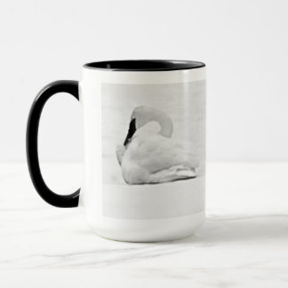 Caneca Snow Swans Black and White Mug