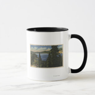 Caneca Sobrevendo a Emerald Bay