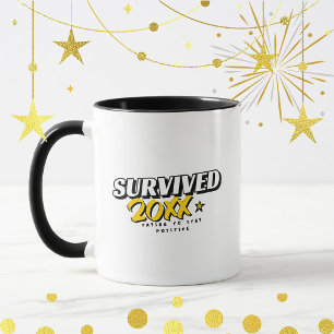 Caneca Sobreviveu 2025 Tente Manter a Positividade Citaçã