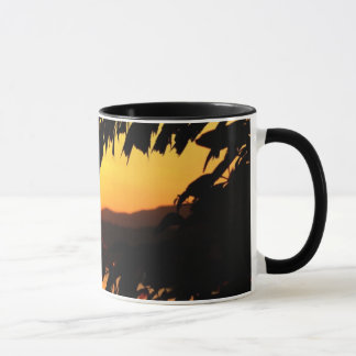 Caneca Sol da manhã pacífica