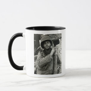 Caneca Soldado Americano do WWII na Floresta de Hurtgen