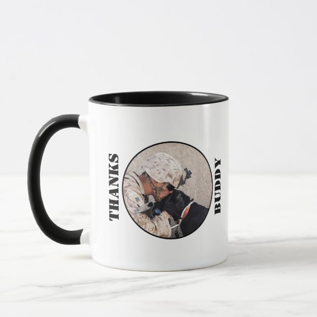 Caneca Soldado com Fardamento e seu Cão Militar Preto (Esquerda)