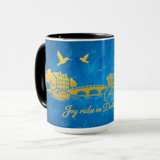 Caneca Sonho Minimalista Romântico Flutuante de Amsterdã