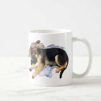 Caneca sonolento do café do german shepherd