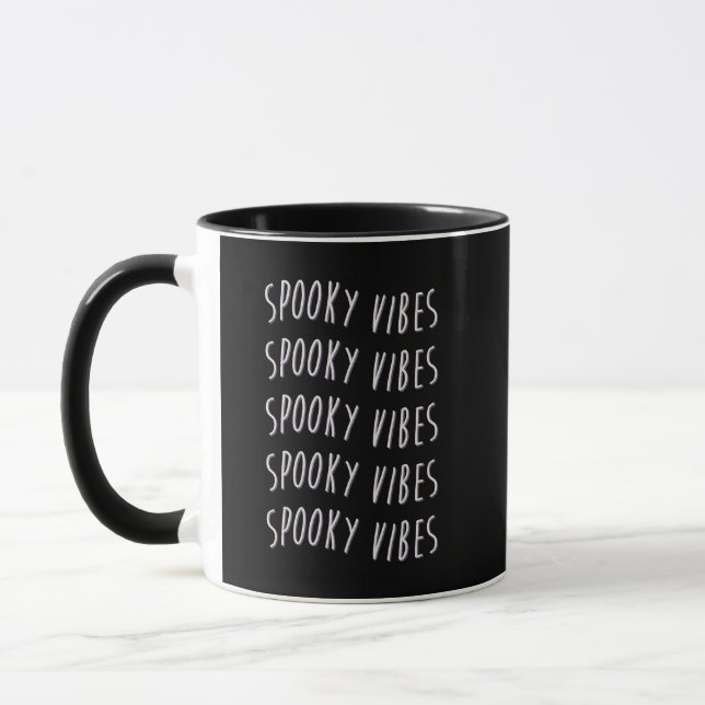 Caneca spooky vibes typography (Esquerda)