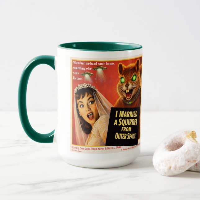 Caneca Squirrel from Outer Space (Com Donut)