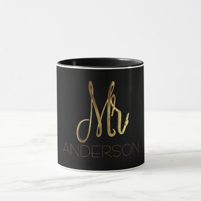 Caneca Sr. Add Name Black and Dourado Elegant Typografia (Centro)