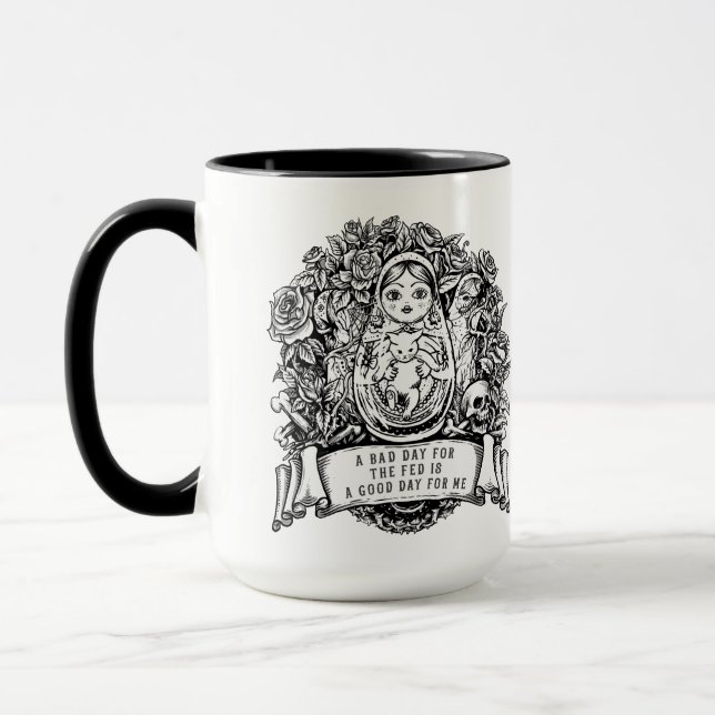 Caneca Sra. Maltby Matryoshka  (Esquerda)