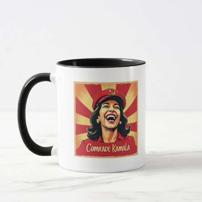 Caneca Stop Kamunism Harris Walz 2024 Camrade Kamala (Esquerda)