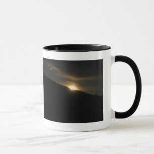Caneca Super Lua sobre Washington Mountain