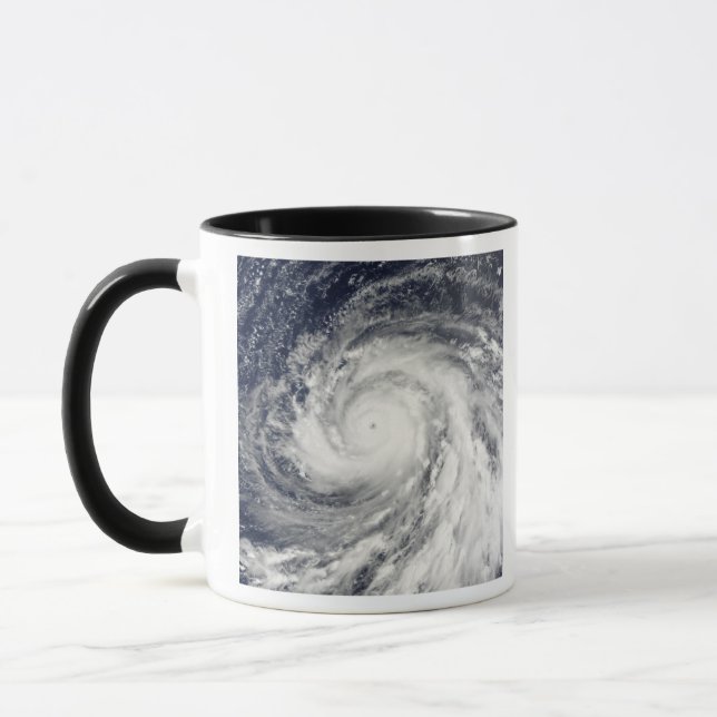 Caneca Super Typhoon Choi-wan sobre as Ilhas Mariana (Esquerda)