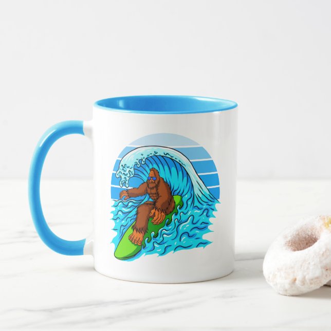 Caneca Surfe De Pé Grande Andando De Ondas Diversão Sasqu (Com Donut)