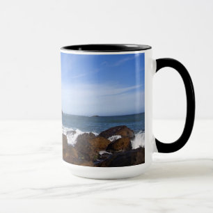 Caneca Tamil Nadu da estátua de Thiruvalluvar do santo,