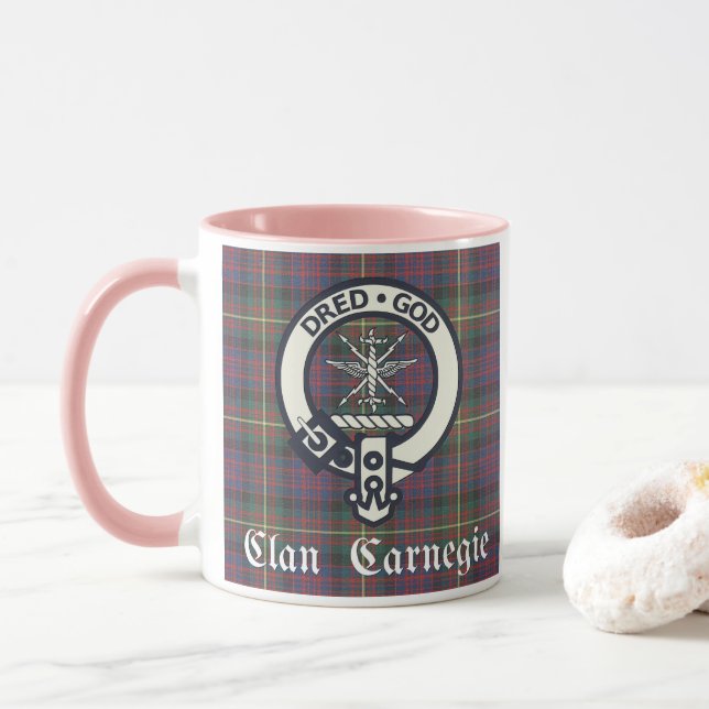 Caneca Tartan do Brasão do Clã Carnegie (Com Donut)