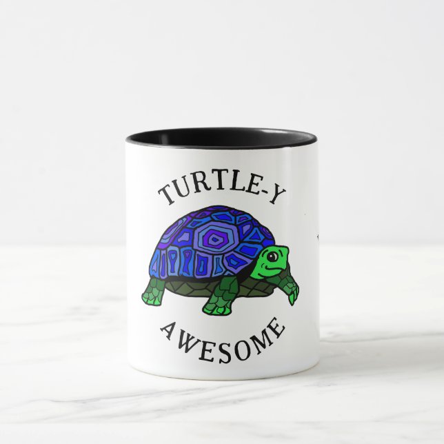 Caneca Tartaruga azul e verde. Turtle y incrível. Seu nom (Centro)