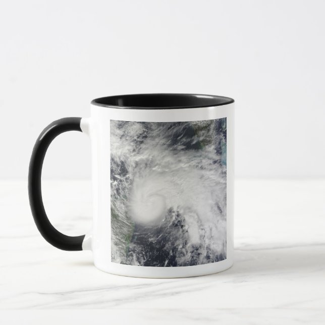 Caneca Tempestade tropical Ida no Mar Caribe 2 (Esquerda)