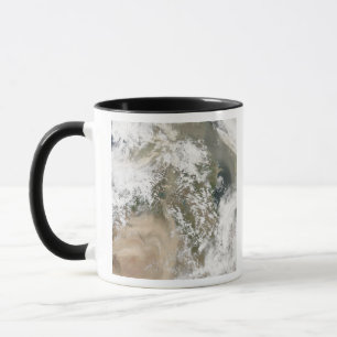 Caneca Tempestades da poeira sobre o Médio Oriente