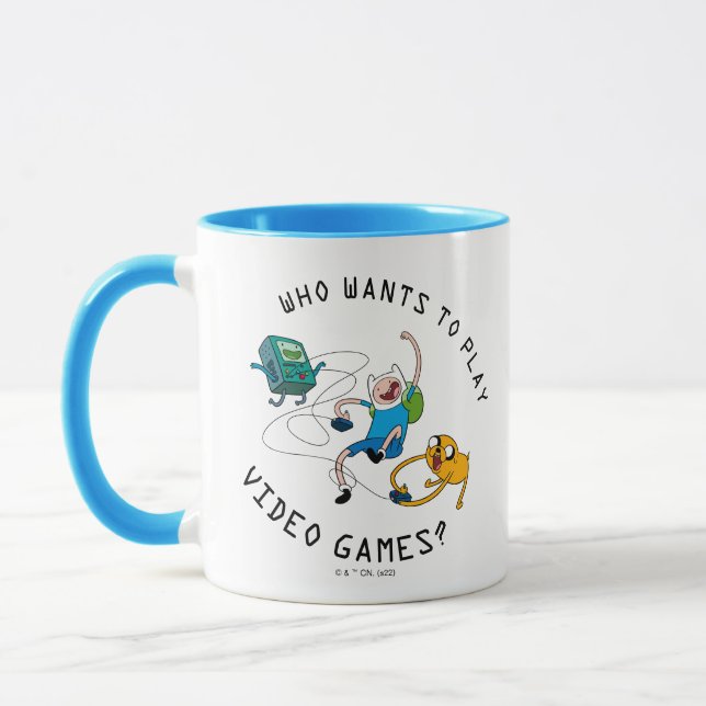 Caneca Tempo de Aventura | Finn & Jake Play Com BMO (Esquerda)