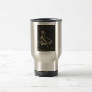 Caneca Térmica Ame uma pobre garota de barriga sentada entre pern