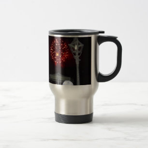 Caneca Térmica Celebração do Red Fireworks com Imagem Lamppost