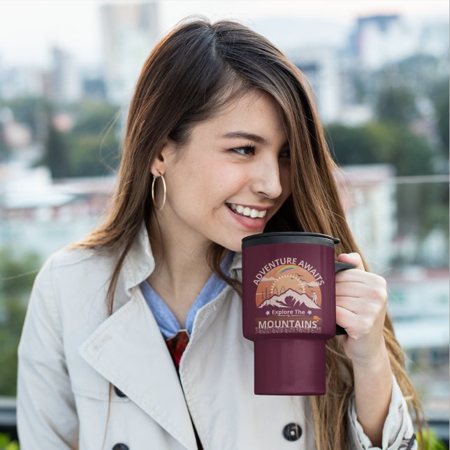 Caneca Térmica design "Adventure Await-Explore as montanhas" (Criador carregado)