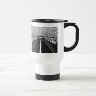 Caneca Térmica Estação de Washington olhando para os trilhos