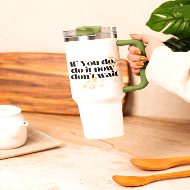 Caneca Térmica "Faça agora uma citação motivacional - Dourada-ins (Criador carregado)