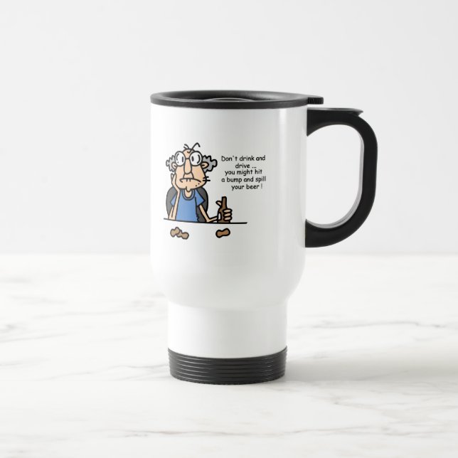 Caneca Térmica Gus no Bebendo e na condução (Direita)