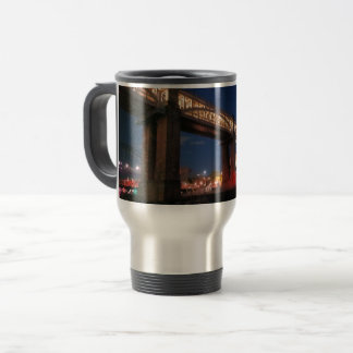 Caneca Térmica Luzes sob a ponte