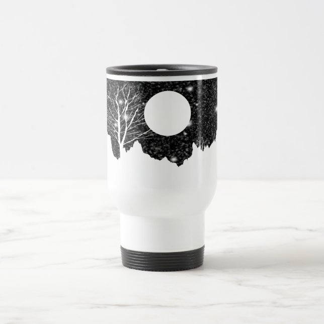 Caneca Térmica Neve voando em uma noite iluminada pela lua (Centro)