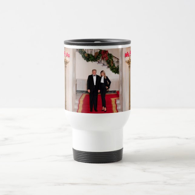 Caneca Térmica Passos de Natal O Presidente Donald Trump & Melani (Centro)