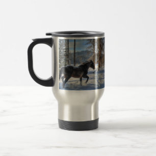 Caneca Térmica Percheron Negro em neve e floresta de inverno