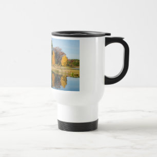 Caneca Térmica Reflexão da lagoa do outono