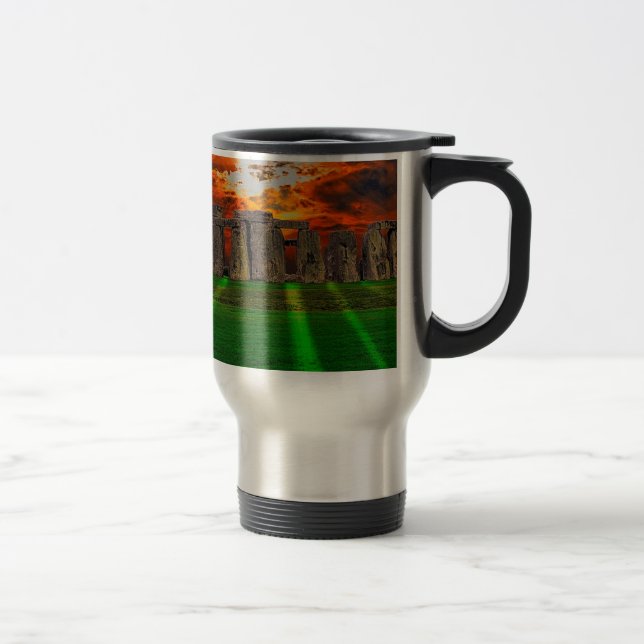 Caneca Térmica Stonehenge Stones em Pé ao Sol (Direita)