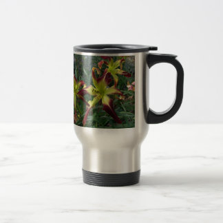 Caneca Térmica Suiças curiosas e escarlate de Pimpernel em uma