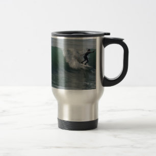 Caneca Térmica Surfista na praia da pedra lunar, Cambria