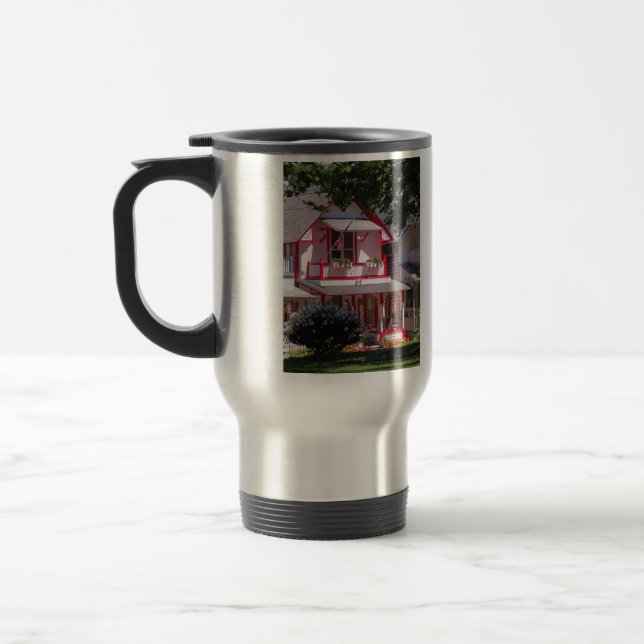 Caneca Térmica Vitoriano Vermelho e Branco - Vineyard de Martha (Esquerda)