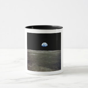 Caneca Terra da Lua no Espaço Negro: Nascer da Terra