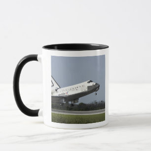 Caneca Terras da descoberta do vaivém espacial na pista