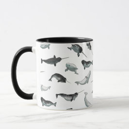 Caneca Teste padrão ártico de Narwhals e de belugas
