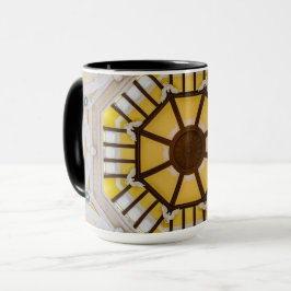 Caneca Teto decorado na estação de Tóquio