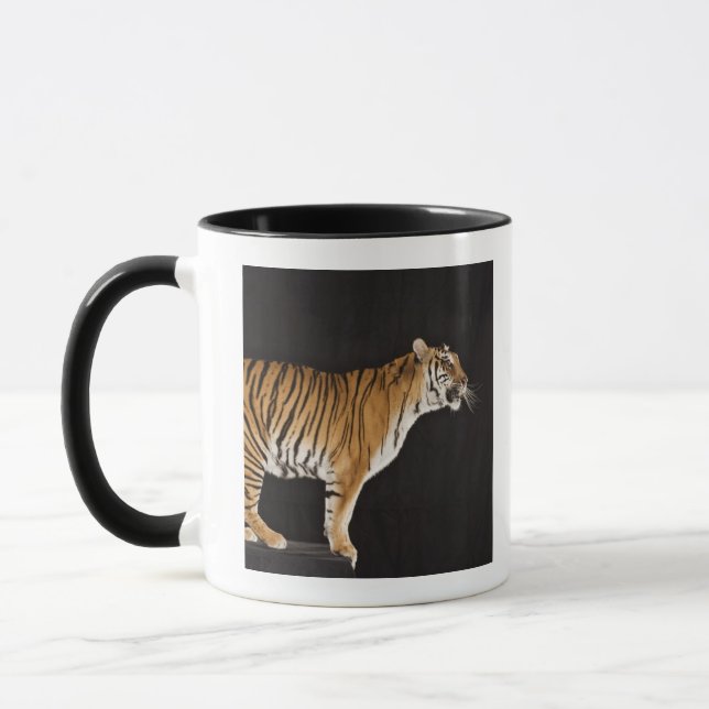 Caneca Tigre que está na plataforma (Esquerda)