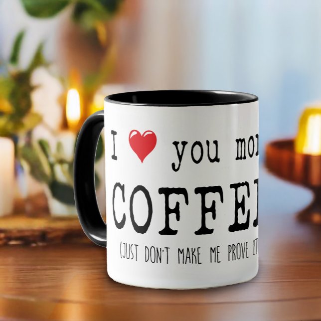 Caneca Tipografia Engraçada Do Café (For the true coffee lover. Enjoy this coffee mug with typography-inspired graphics.)