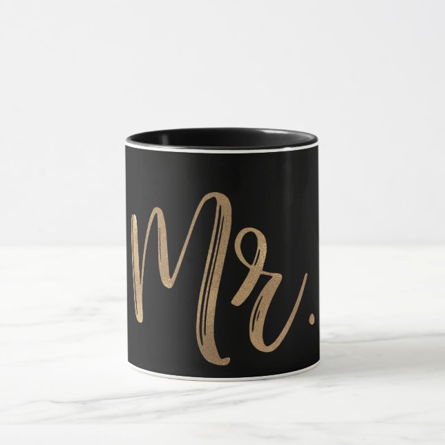 Caneca Tipografia Minimal Moderna Sr. Dourado e Preto (Centro)